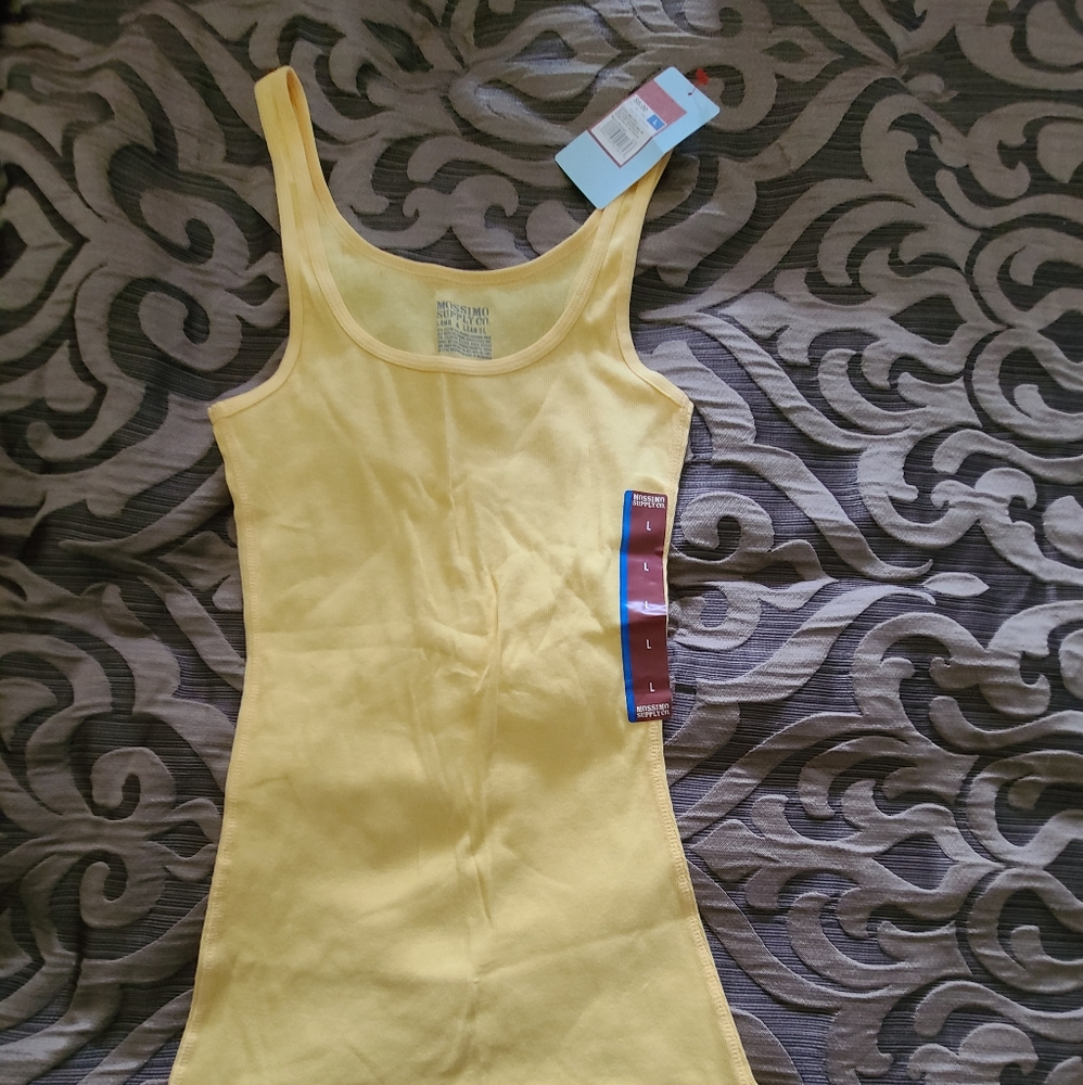 Yellow Mossimo tank top. New with tags attached